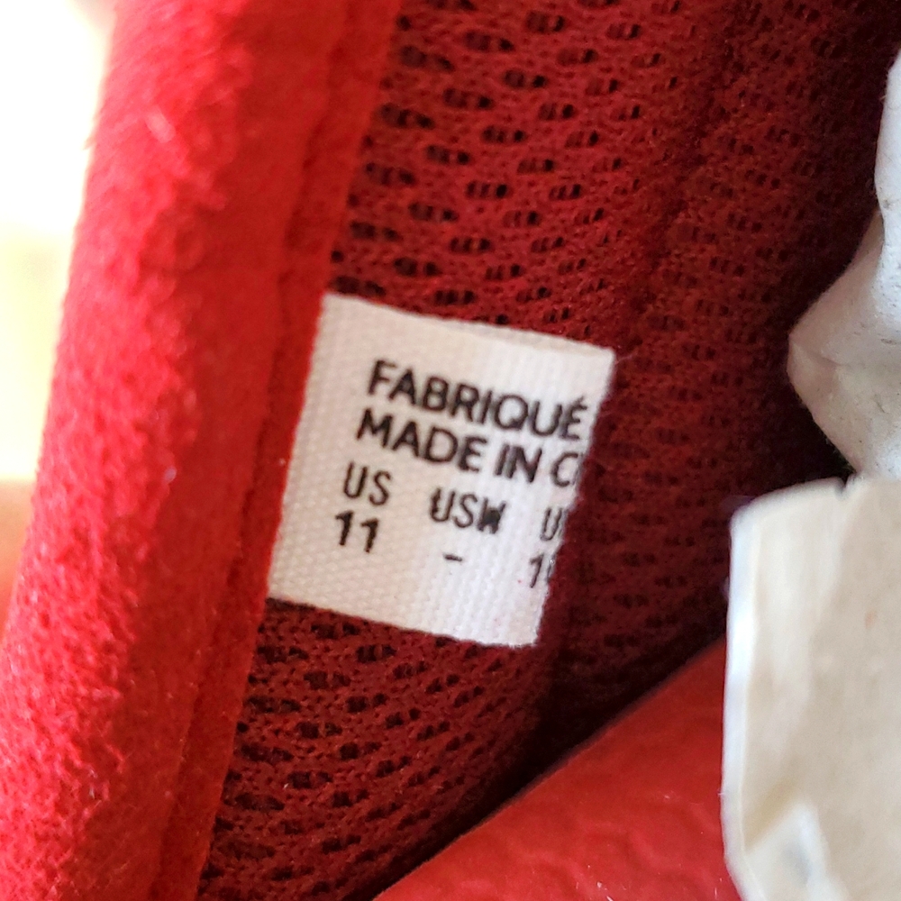 NWT Suicoke - Picture 8 of 9